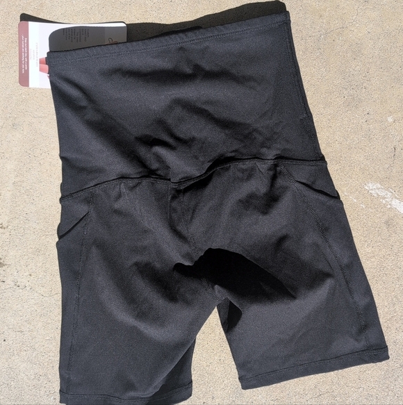 Black High-Waisted Shapewear Shorts Size Medium - Picture 2 of 4